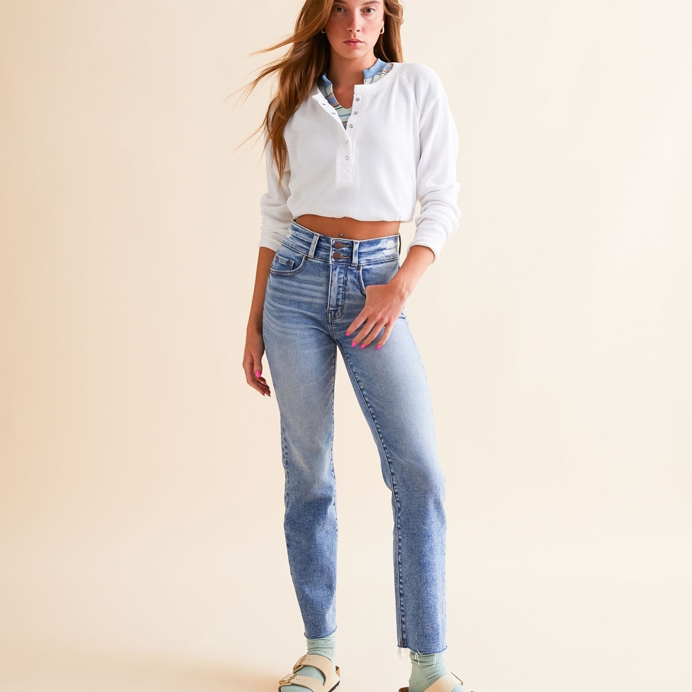 BKE Women's Light Blue Straight Leg Jeans 23x28